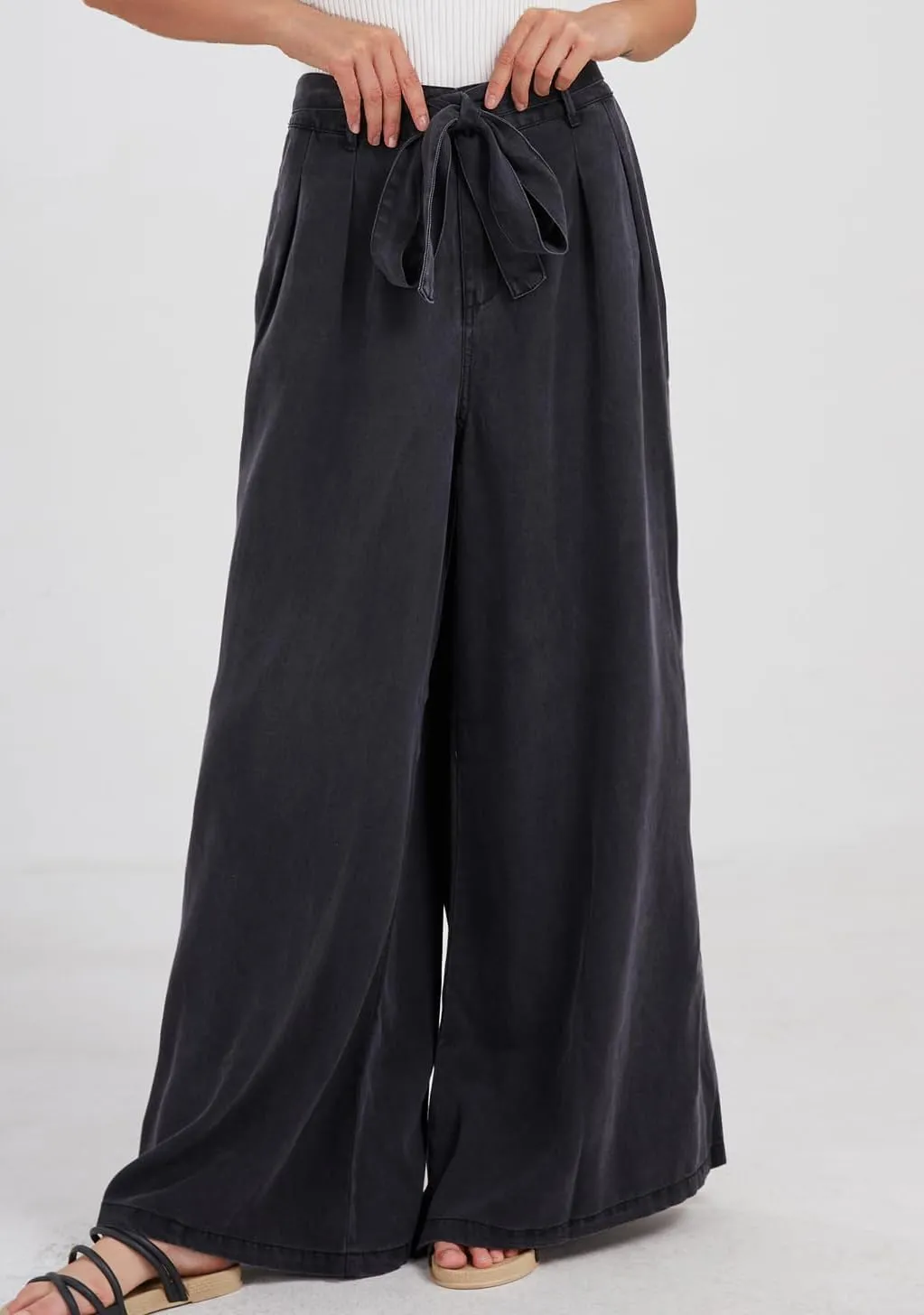 loveimgs Women's Tie Front High Waist Denim Pants Pleated Flowy Wide Leg Jean Pants Trousers with Pockets