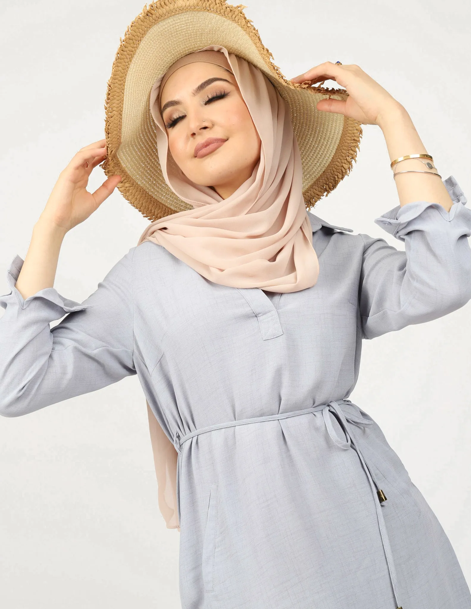 Roll Sleeve Loop Top - Light Shades