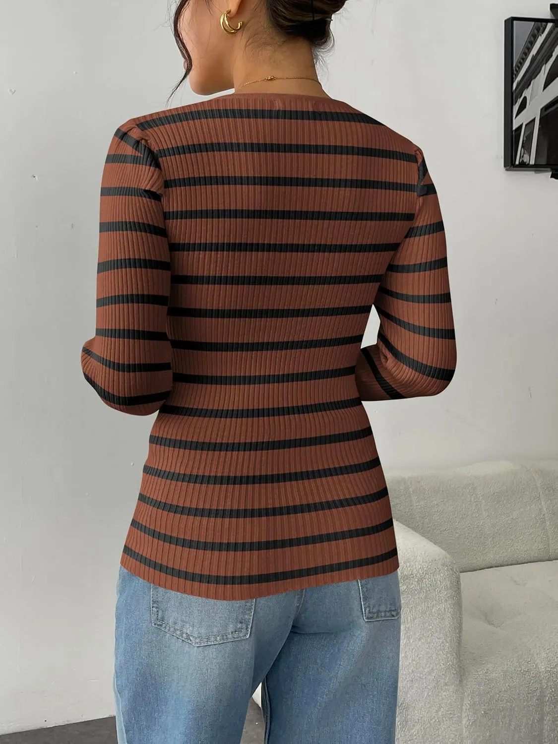 Zeagoo Fall Sweaters for Women 2024 Casual Long Sleeve Shirts V Neck Pullover Puff Slim Fit Tops